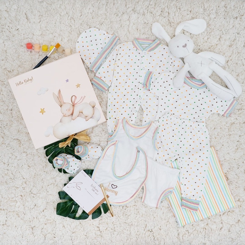 BARU! LIO024 Girls 12 in 1 Hello Baby Hampers Gift - Newborn Bundle Gift Set