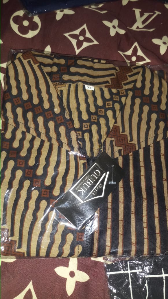 Cod Terlaris Serut Genes Jelita Tunic Navbor Yelbor Whitbor Creambor Tunik Batik Modern