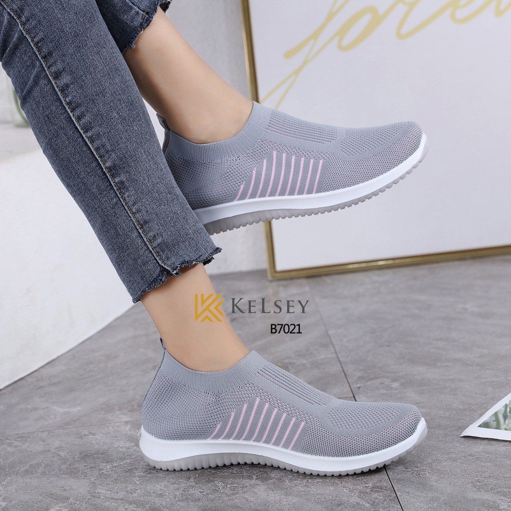 Kelsey Sepatu Wanita Flyknit Flat Shoes / Sepatu Sneakers Wanita B7021