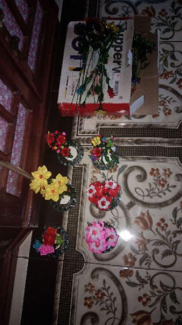 Bunga Tulip Manik Akrili Rainbow Pot Kaca