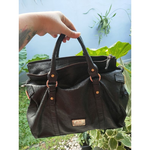 Tas Anne Klein