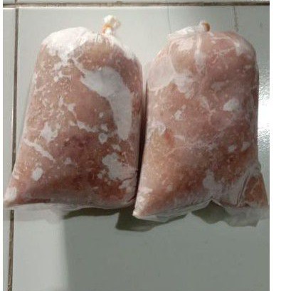 

DANGING GILING TRISI / SURIMI
