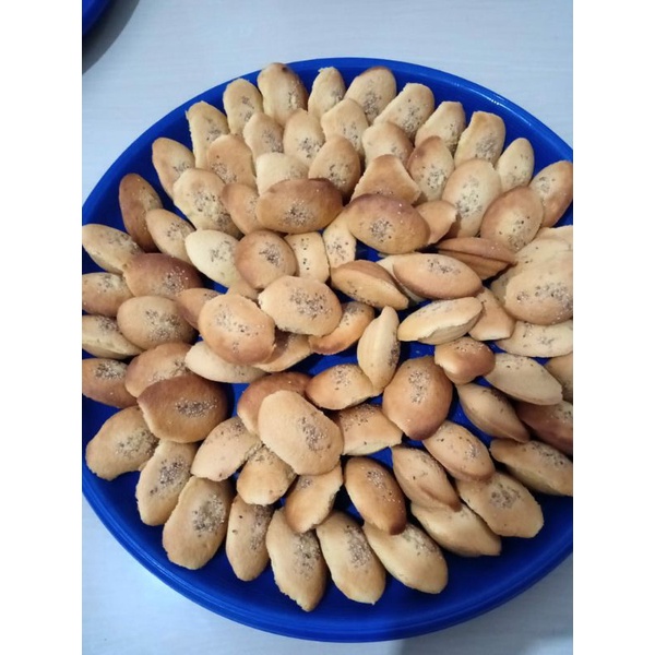 

bolu cukke putih