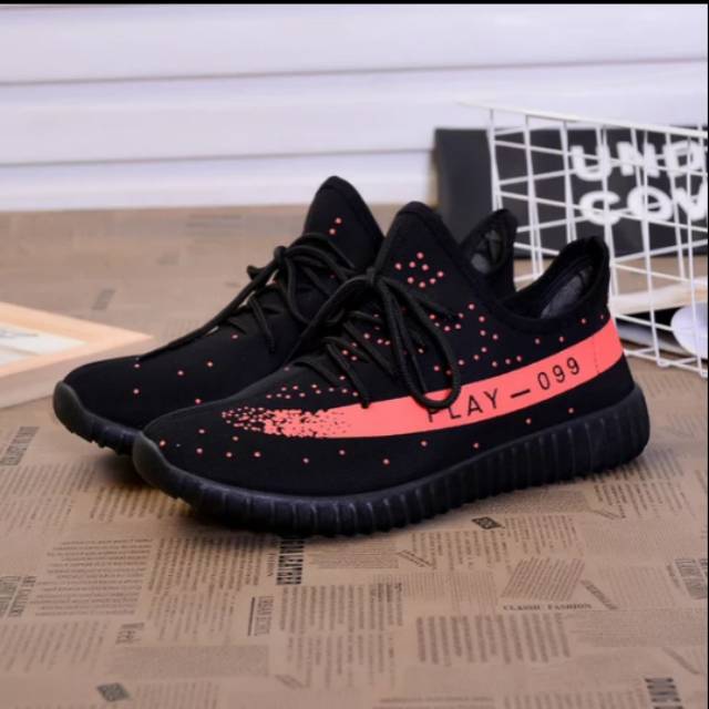 MURAH- SEPATU sneaker pria JEPPAR YEEZY BOST play 099