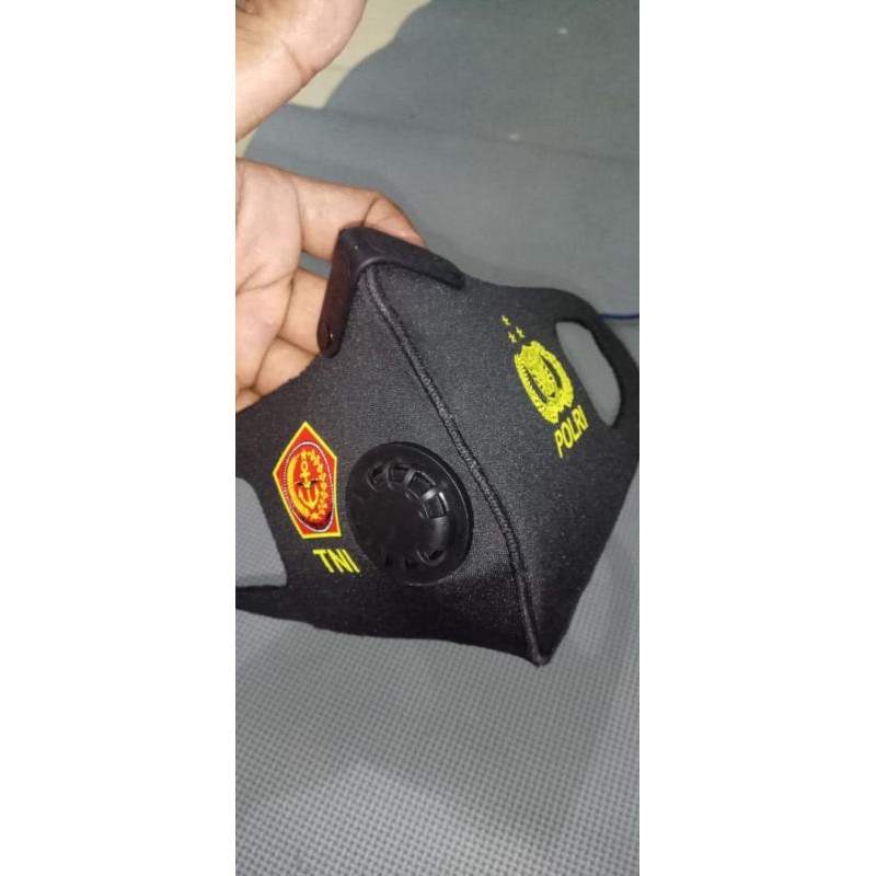 masker tni polri plus ventilator