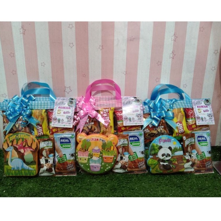 

Paket snack ultah souvenir ulang tahun hampers snack goodiebag ultah min.order 10pc kode WR-1