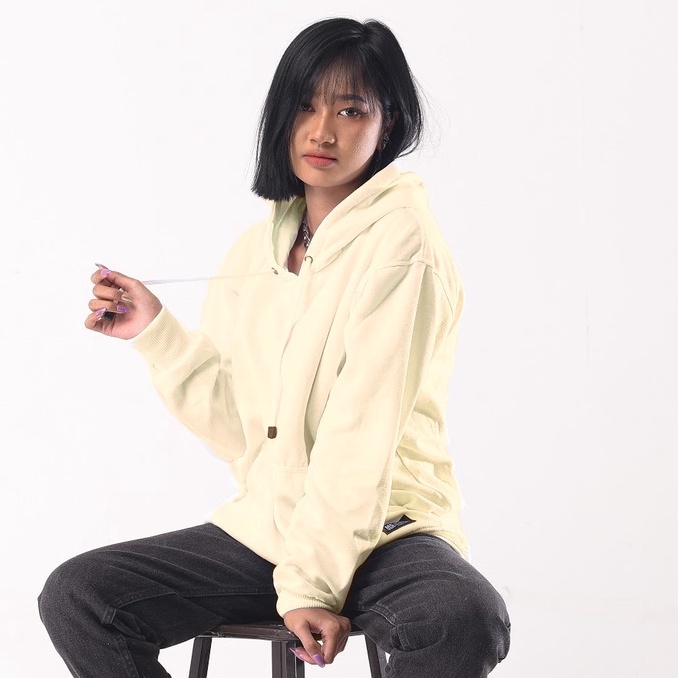 Mcvois Sweater Hoodie Polos Krem Pria Wanita Premium