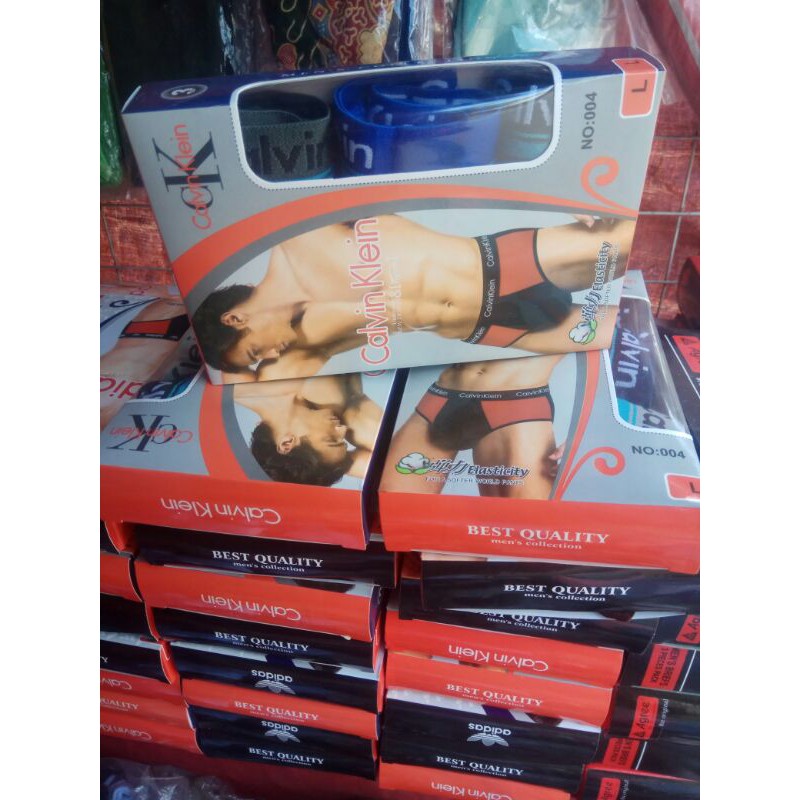 CELANA CANCUT/CELANA SEGITIGA KOTAK