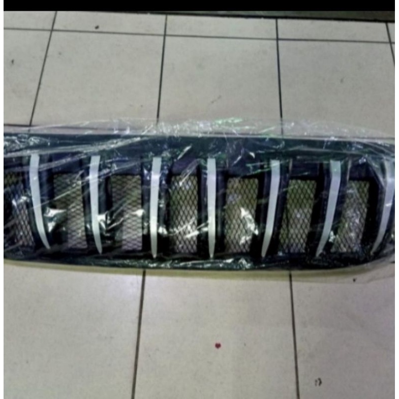 grill hilux 2008 2011 prado