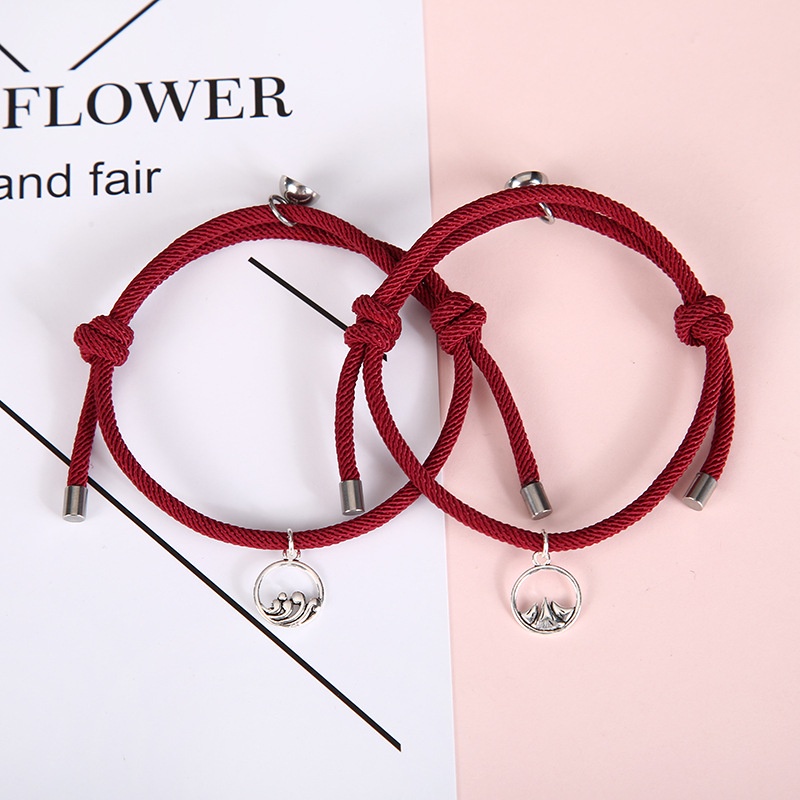 【Ready stock&COD】1pasang / 2 pcs Gelang couple bestie magnet Gelang Couple gelang couple magnet love Tali Karet Desain Astronot Untuk Unisex best friend fashion murah modis-Wine-red-magnet-1