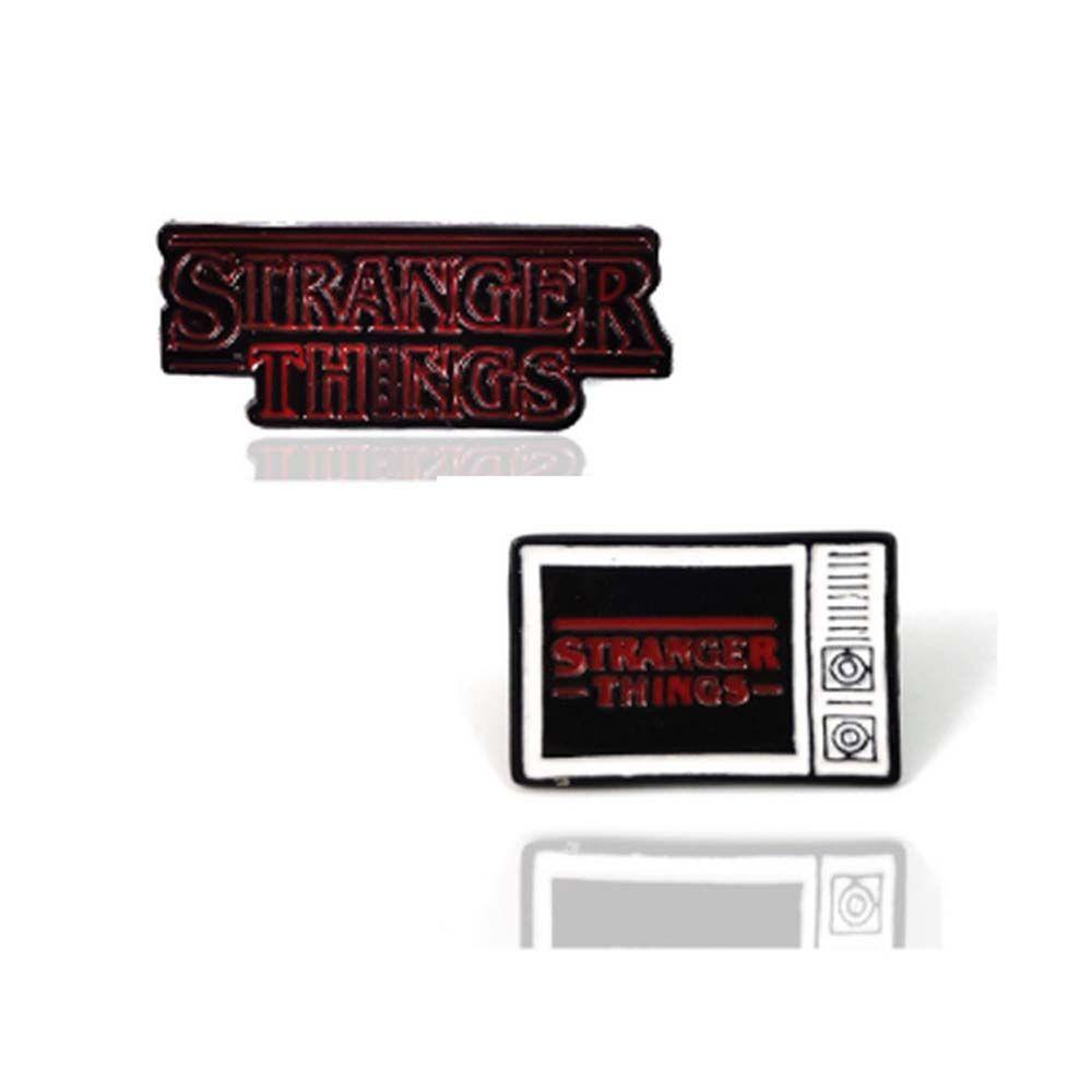 Agustinina Pertunjukan TV Stranger Things Kartun Mantel Perhiasan Aksesoris Stranger Things Anime Badge Lencana Pin Enamel Pin