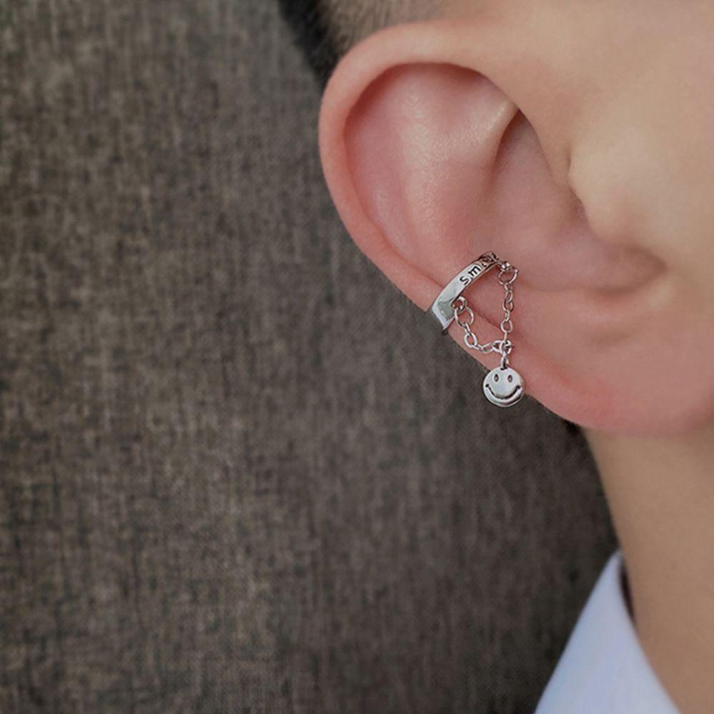 Mxbeauty Wanita Anting Street Wear Retro Smiley Face Pesta Desain Fashion Temperamen Telinga Klip