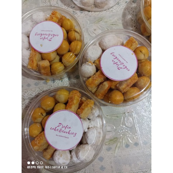 

paket incip incip / nastar / putri salju /kastengel
