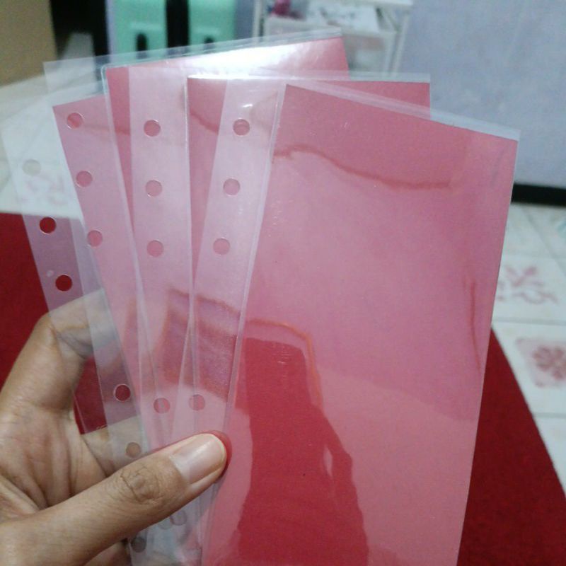 

Laminated Cash Envelope A6 Bacground Merah