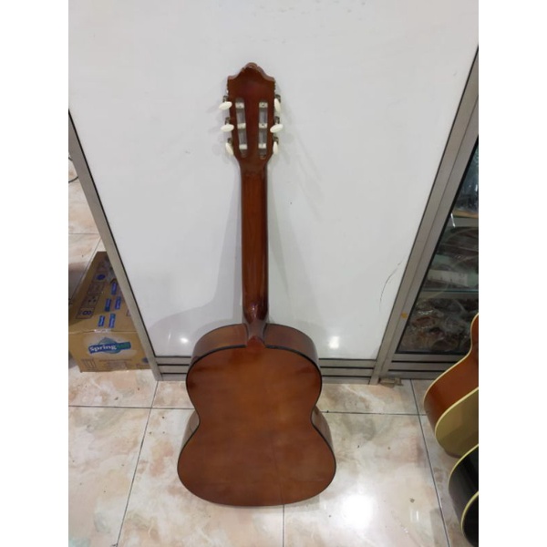 gitar nylon yamaha gratis packing kayu