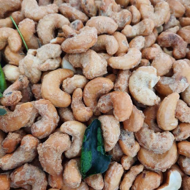

Mede Asin Daun Jeruk 500gram