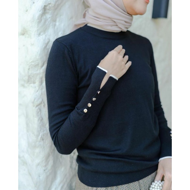 Ivy sweater LXL by Diana Restu