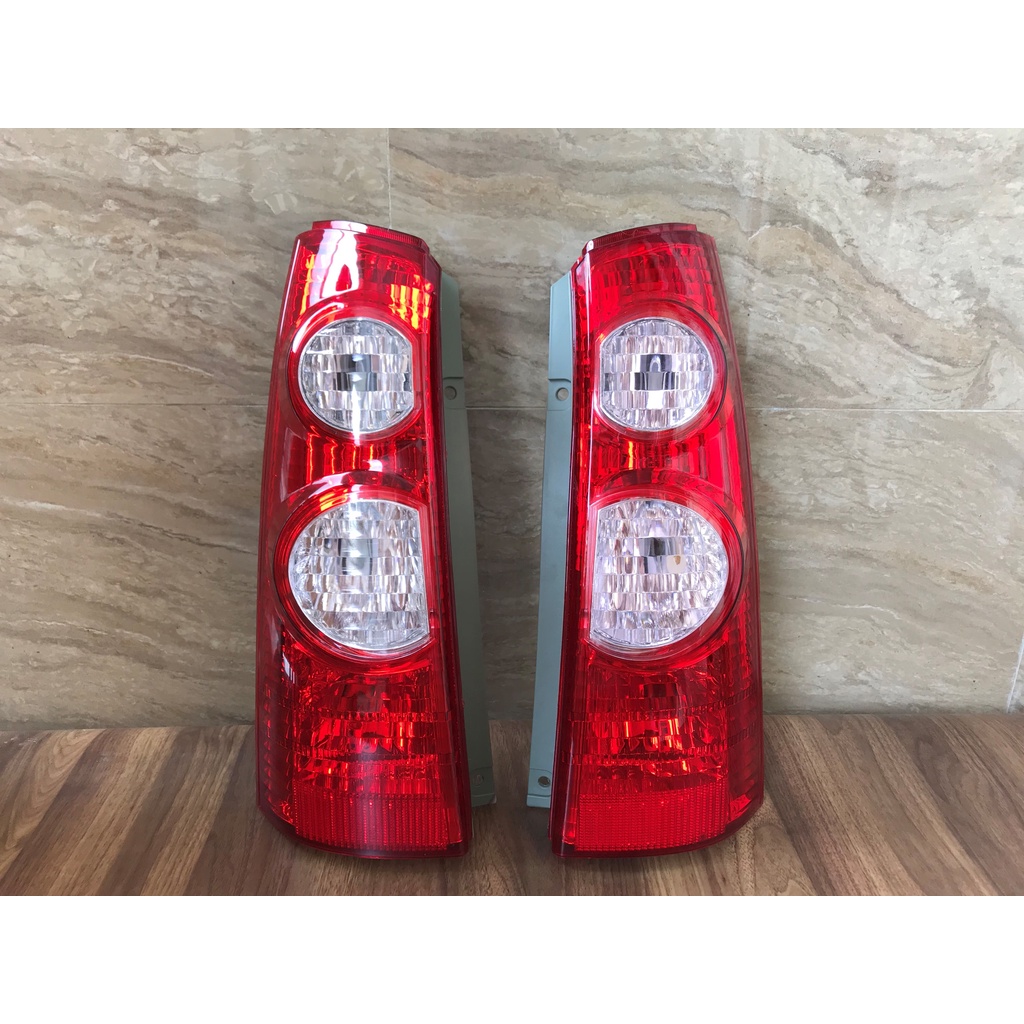 LAMPU STOP BELAKANG AVANZA - XENIA VVTI 2007-2011