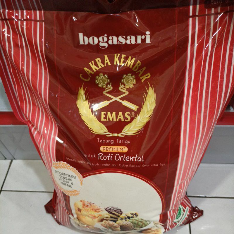 

Bogasari Tepung Roti Oriental 1kg