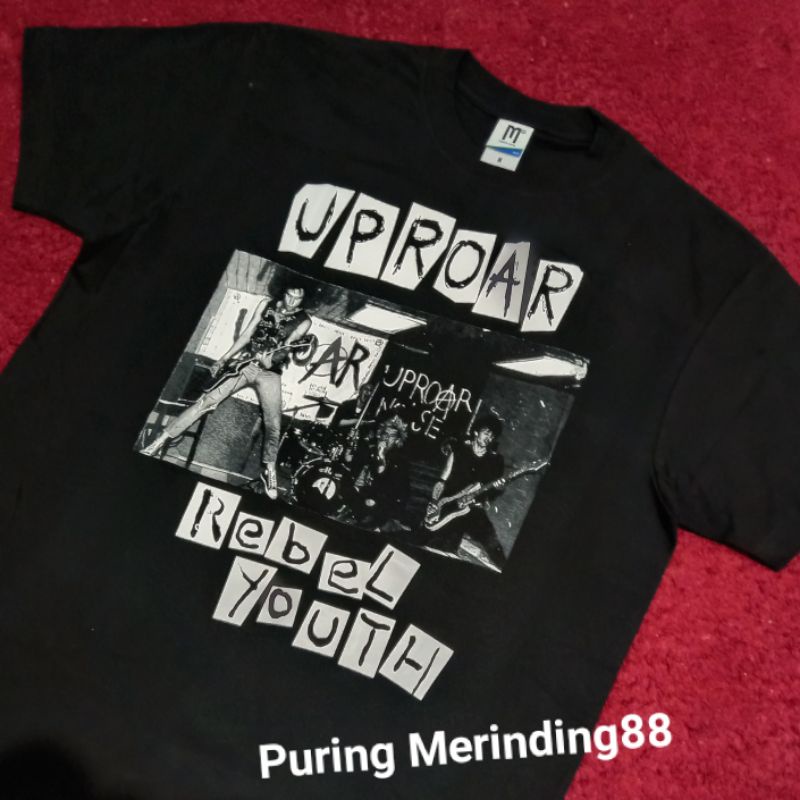 Kaos Uproar tag Merchons