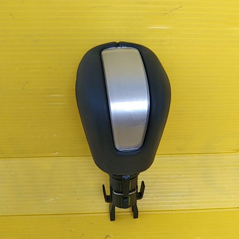 shift knop persneling Avanza Veloz matic