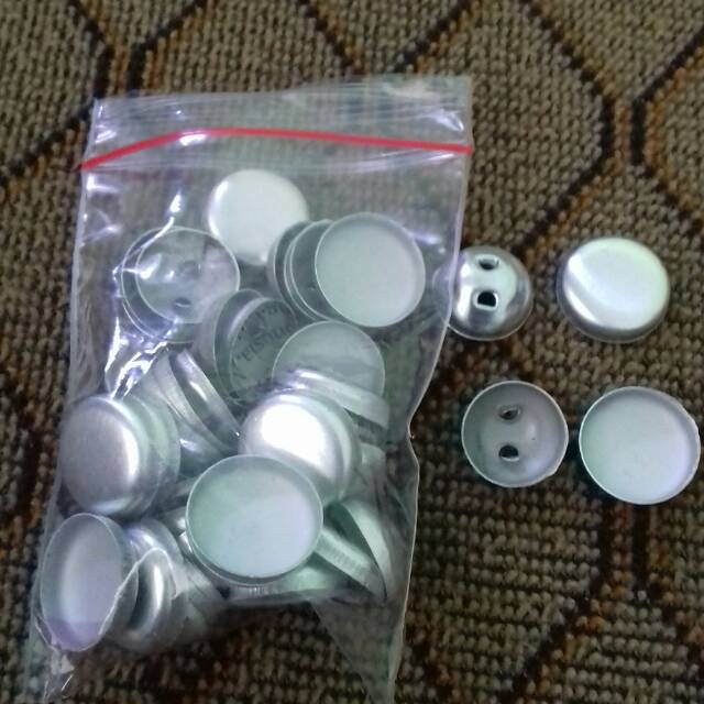 

Kaleng kancing bungkus ukuran 15 mm