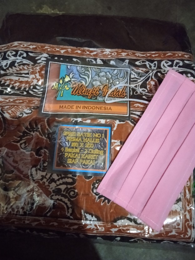 Sprei Batik Pekalongan Seprei Motif Cuwiri Exclussive Ukuran 180x200 Bantal 4 Guling 2