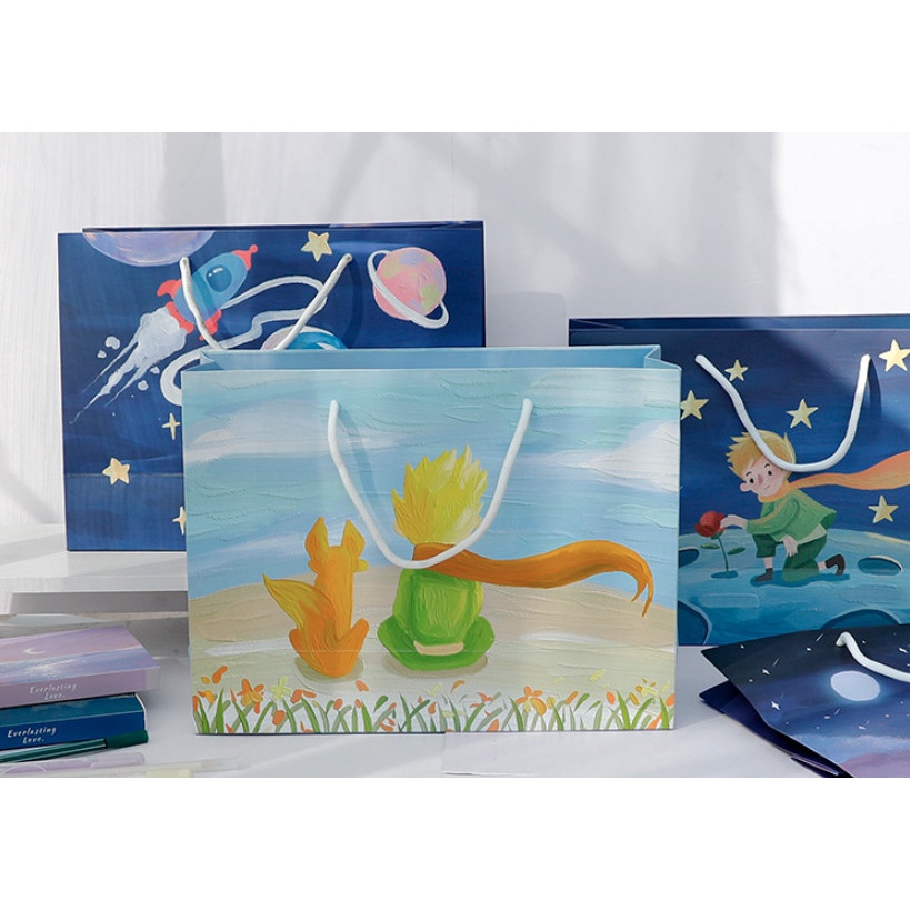 

paper bag murah/ paper bag karakter/ paper bag lucu/ paper bag kartun/ paper bag unik/ paper bag karton tebal