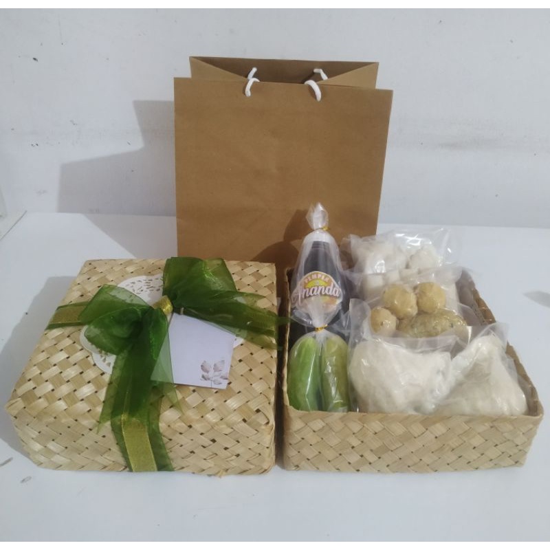 

Hampers Pempek cantik 3