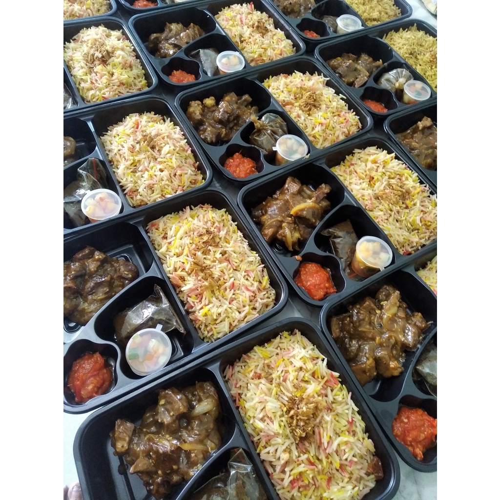 

Beras Basmati + Bumbu Kebuli Syamil 400gram