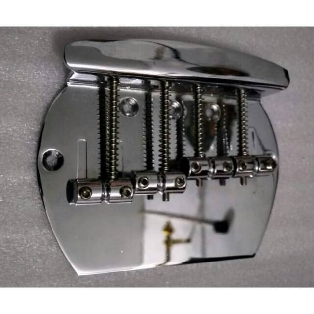 Bridge bass musicman 4 string