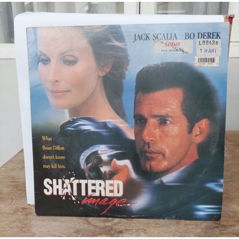 Kaset Laser disc Shattered Image