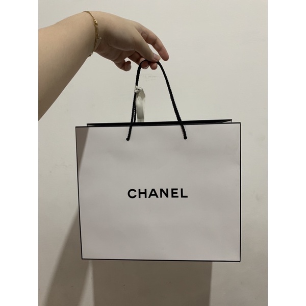 

Chanel paperbag