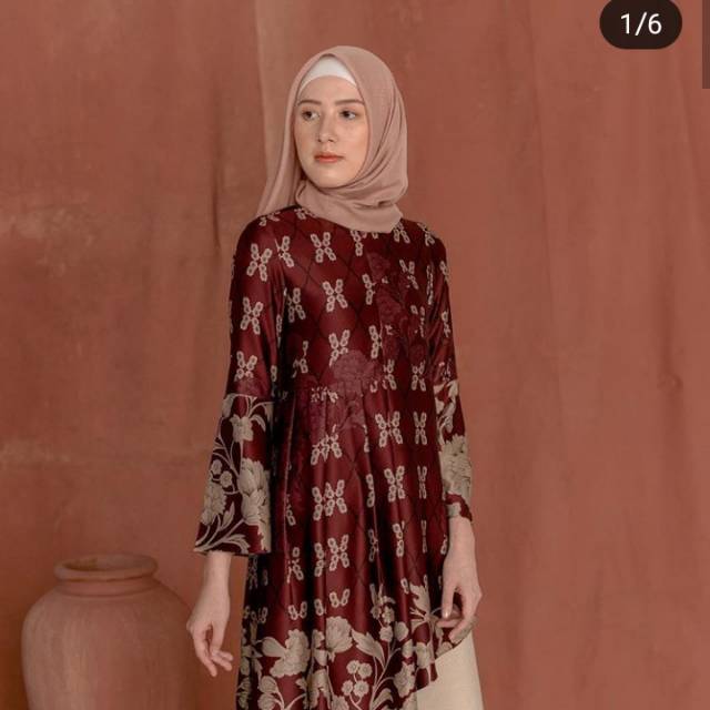 Flores tunic by wearing klamby