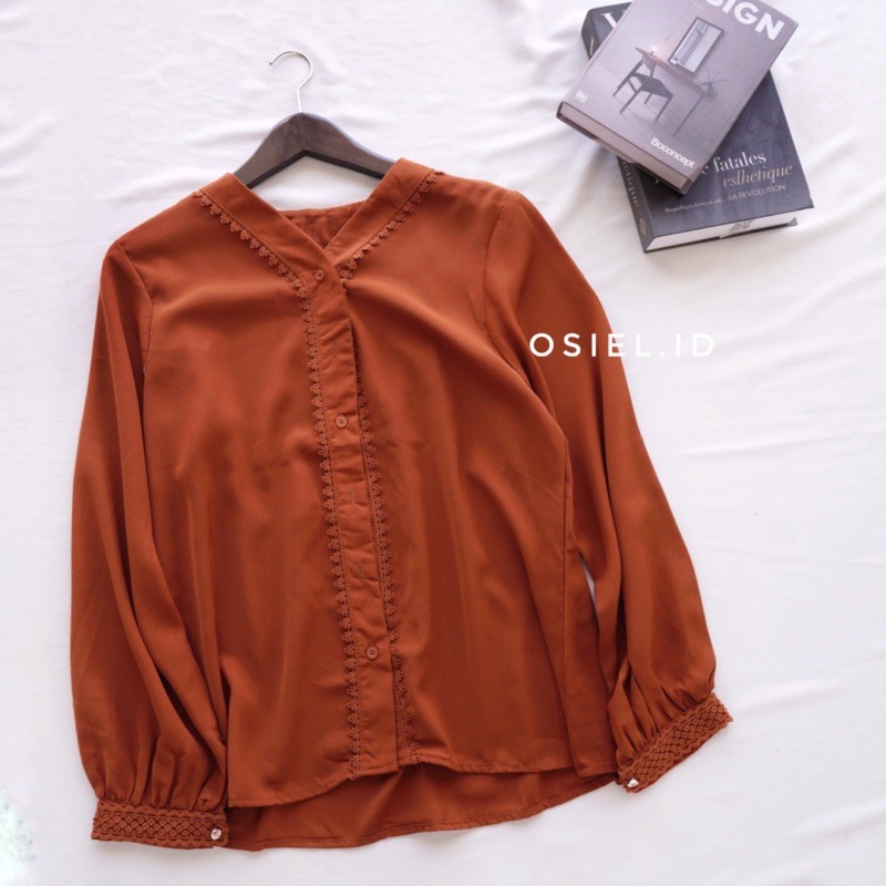 Qadira blouse