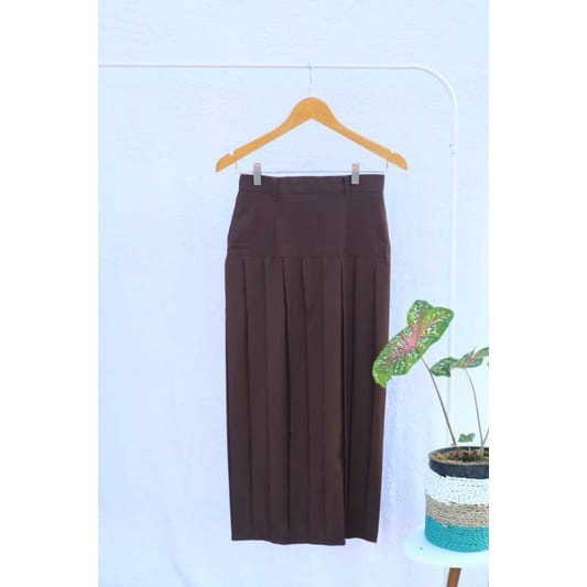 ROK SERAGAM SMP /SMA BIG SIZE PRAMUKA REMPEL COKLAT BAPING / SAMBUNG BAHAN FAMATEX BAGUS