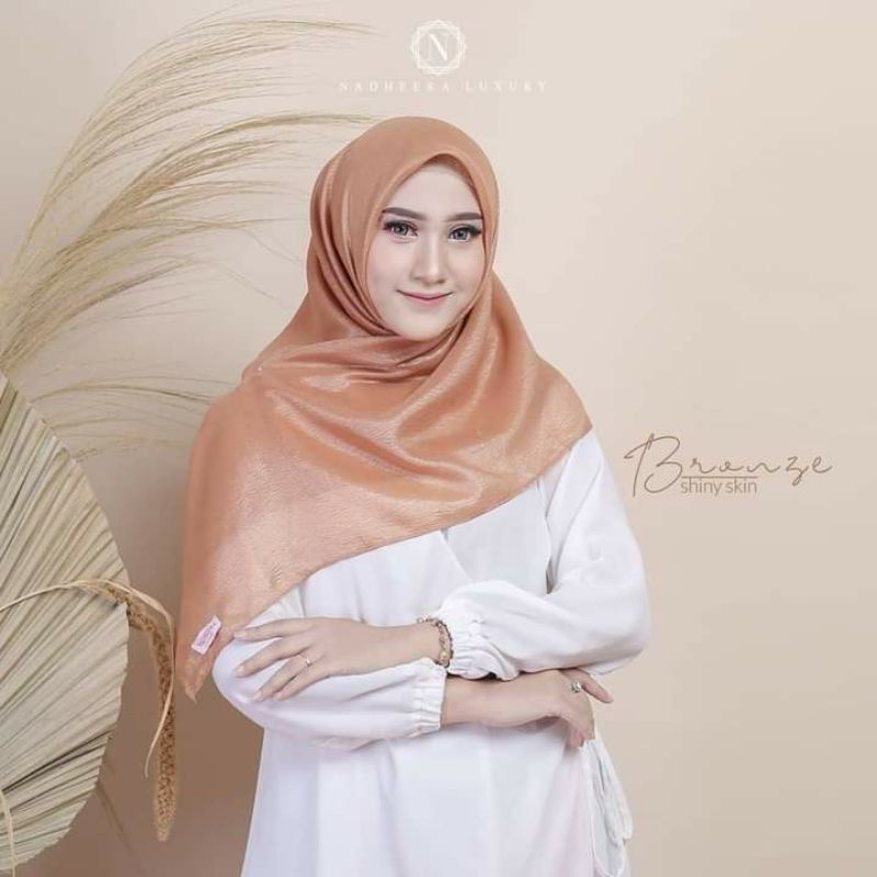 HIJAB NADHEERA 009