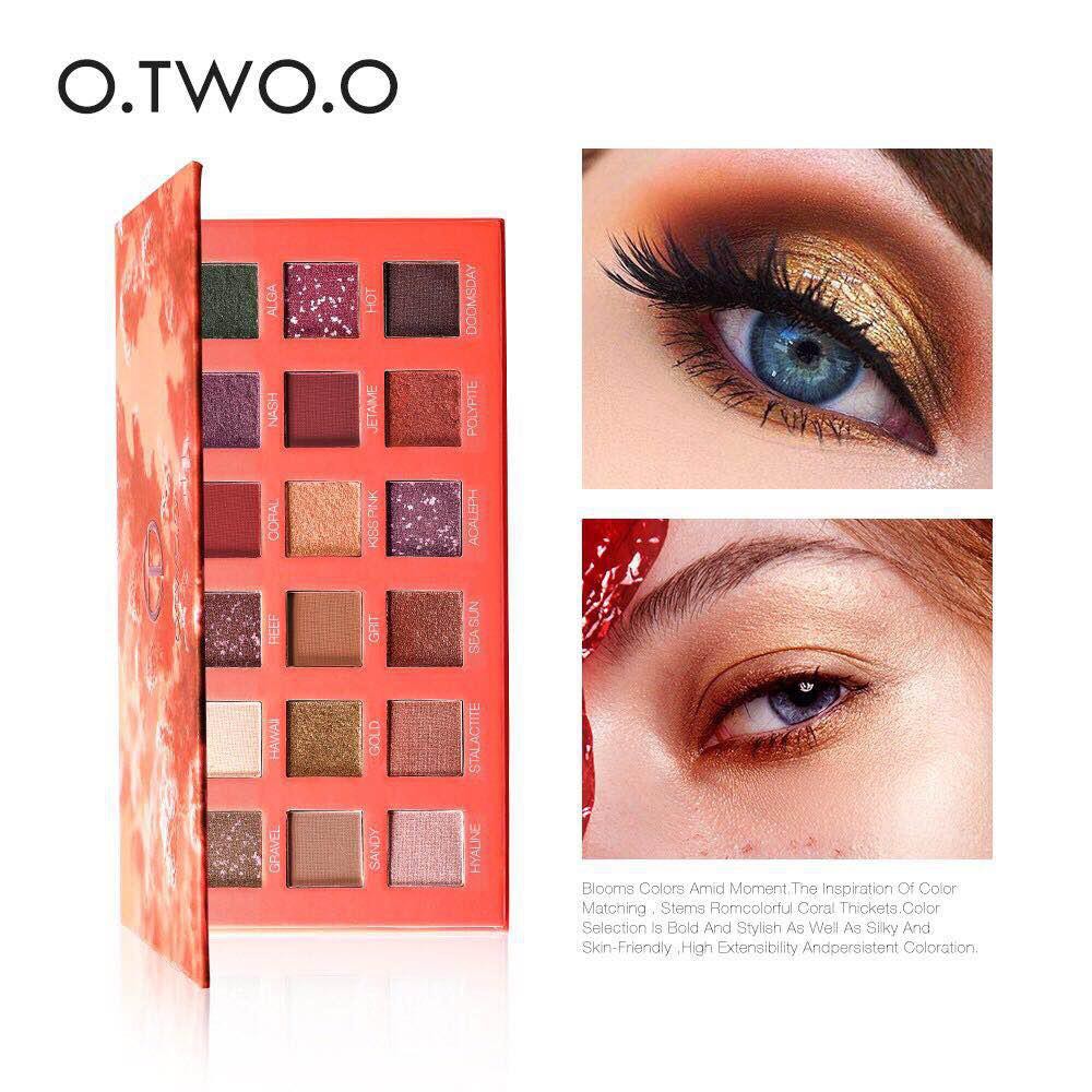 O.TWO.O Palet Eyeshadow 18 Warna Glitter