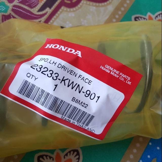 Per CVT Ori PCX Thailand 23233-KWN-901