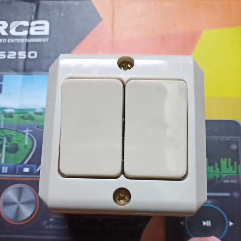 Saklar Broco double Model tempel Saklar lampu doubel saklar listrik dobel broco Ori