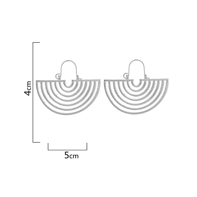 LRC Anting Tusuk Fashion Platinum-plated Openwork Semicircle Geometric Earrings D68177