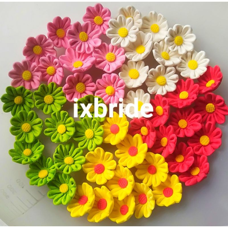 

Gumpaste bunga hiasan kue