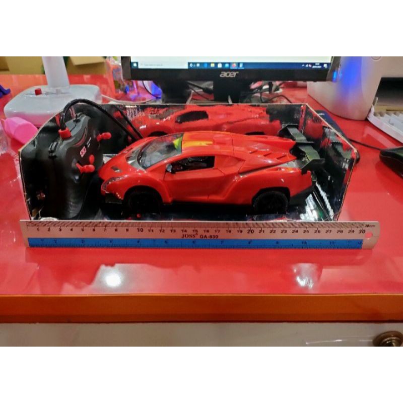 Mobil Remote Lamborghini Buka Pintu
