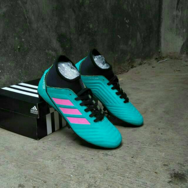Sepatu Bola Adidas grosir