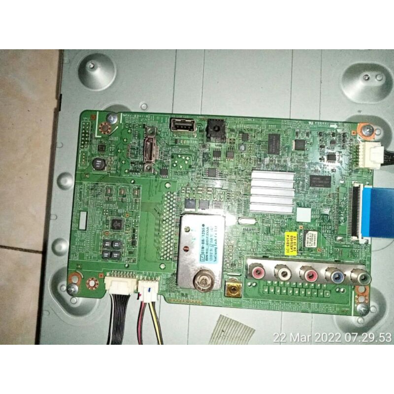 MB SAMSUNG LCD LA32D403E
