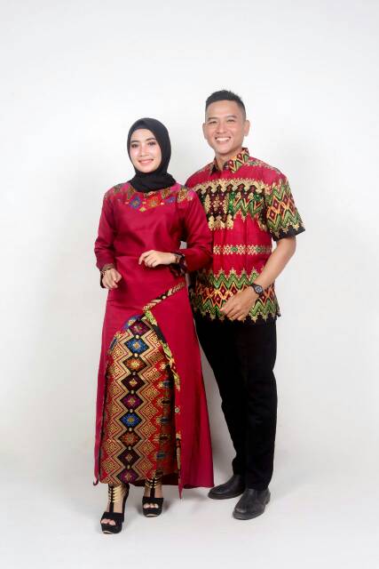 COUPLE SARIMBIT KAIN BATIK PRADA MIX BALOTELLI -MODERN -TERBARU -MURAH