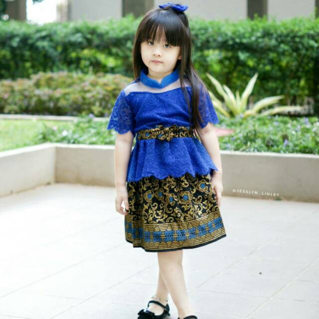 10+ Ide Model Kebaya Anak Modern