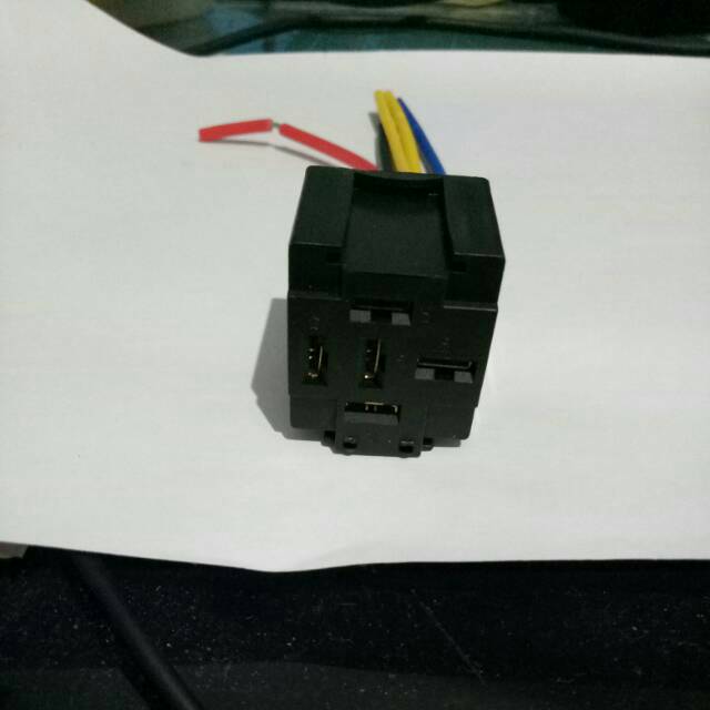 SOCKET RELAY 40a 12v 5PIN