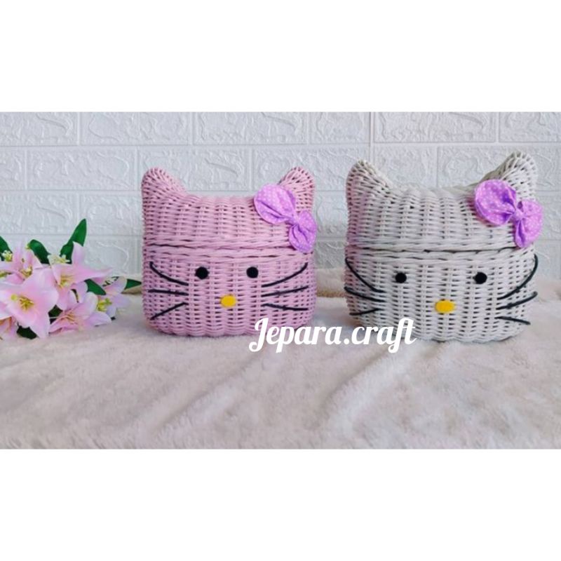 

Keranjang Box Hamper Kotak Kado Hello Kitty