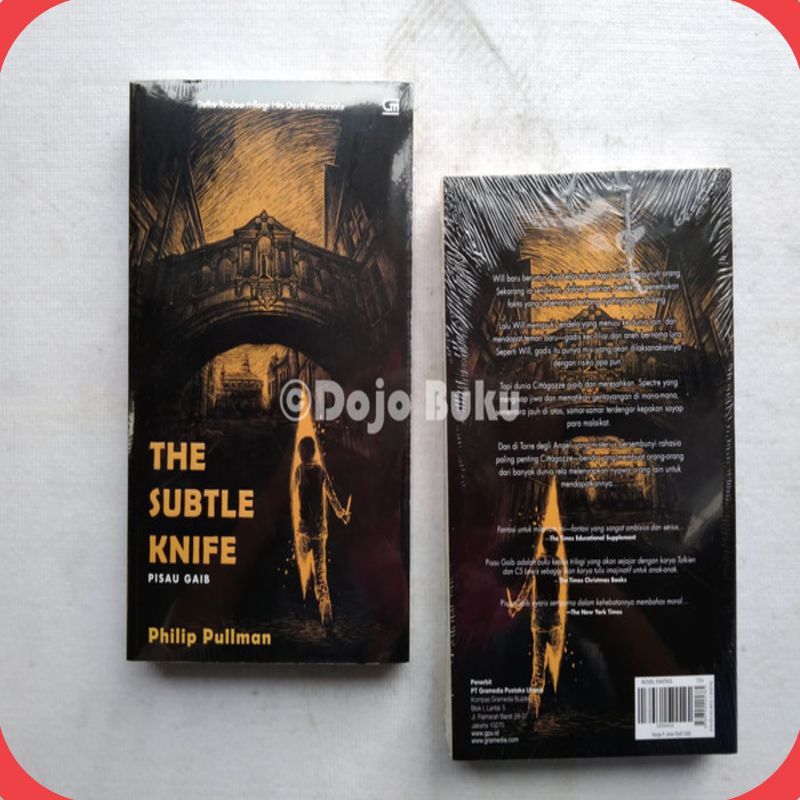 Buku His Dark Materials#2: The Subtle Knife (Pisau Gaib) Phillip Pullman [ORIGINAL]